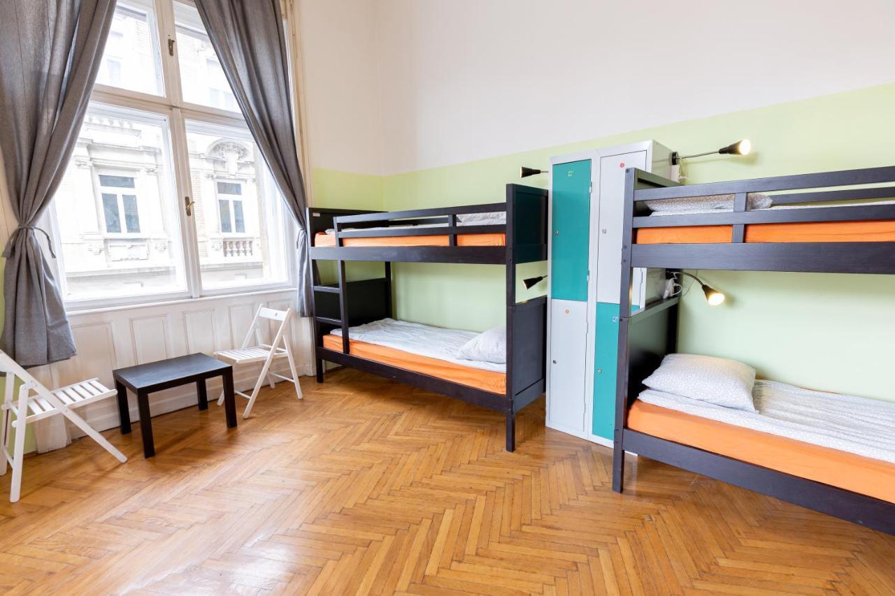 Spicy Hostel Budapest Exterior photo